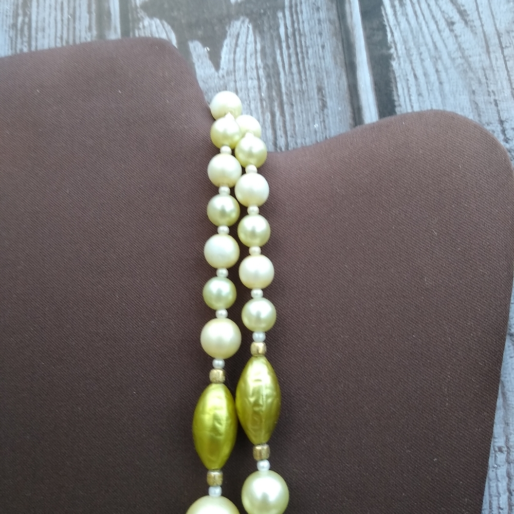 Vintage Crackle Glass faux Pearl 2 Strand Necklace - Picture 3 of 12